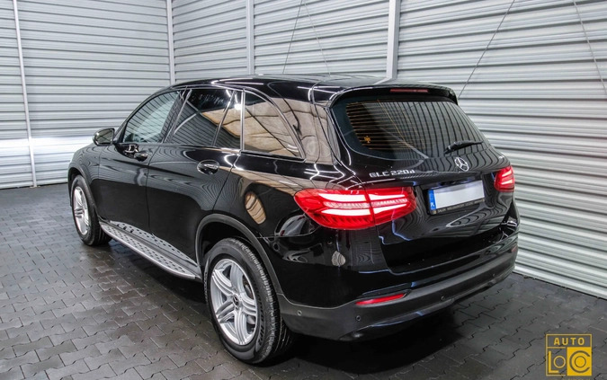 Mercedes-Benz GLC cena 115555 przebieg: 199900, rok produkcji 2017 z Bytów małe 781